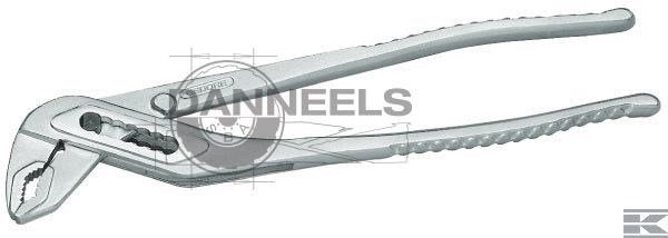  146_universal_pliers.jpg