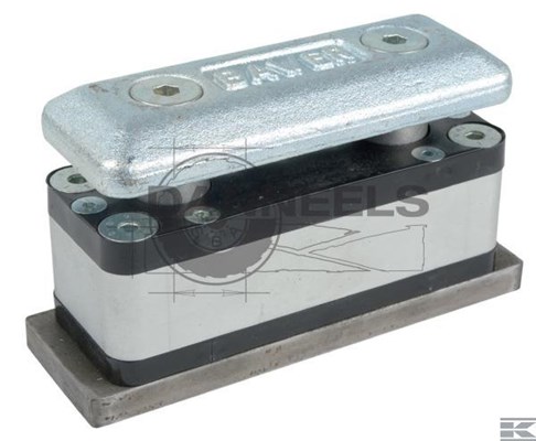  dk83010.jpg